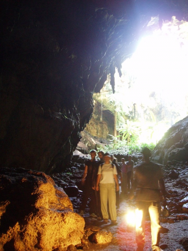 Caminatas por grutas